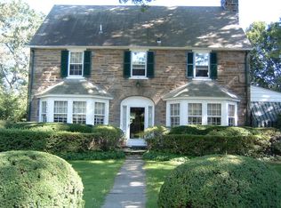 329 Holmecrest Rd, Jenkintown, PA 19046