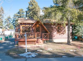 39526 Forest Rd, Big Bear Lake, CA 92315