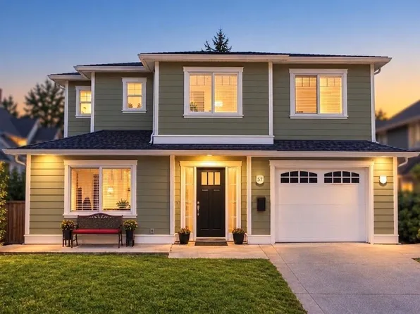 57 Sims Ave, Saanich, BC V8Z 1J9