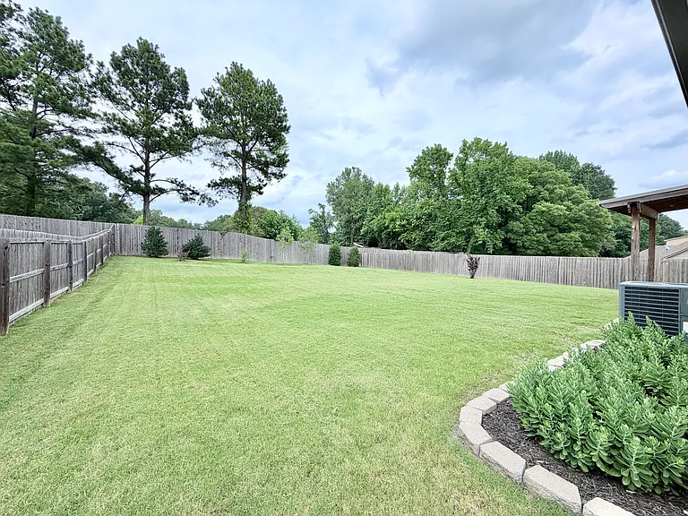 7688 Elpine Gray Dr — Photo 35