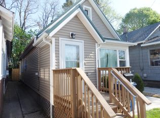 268 6th Ave, Manistee, MI 49660