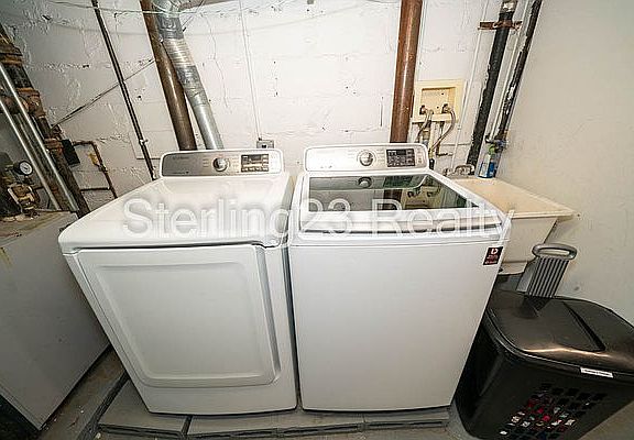 5th image of 1824 21st Dr Floor 1