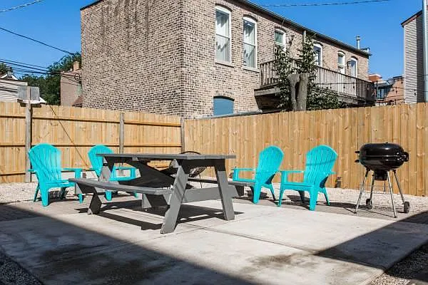 1638 N Oakley Ave #GARDEN — Photo 9