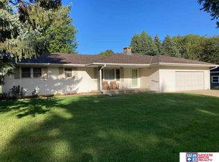 612 S Douglas St, Randolph, NE 68771