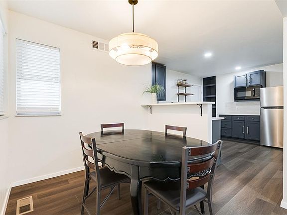4th image of 3613 NW 53rd St