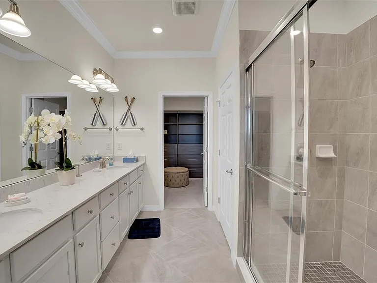 10042 Crooked Creek Dr #203 — Photo 17