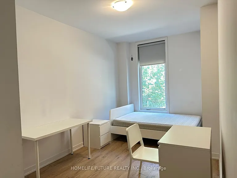 1760 Simcoe St N #65 — Photo 3