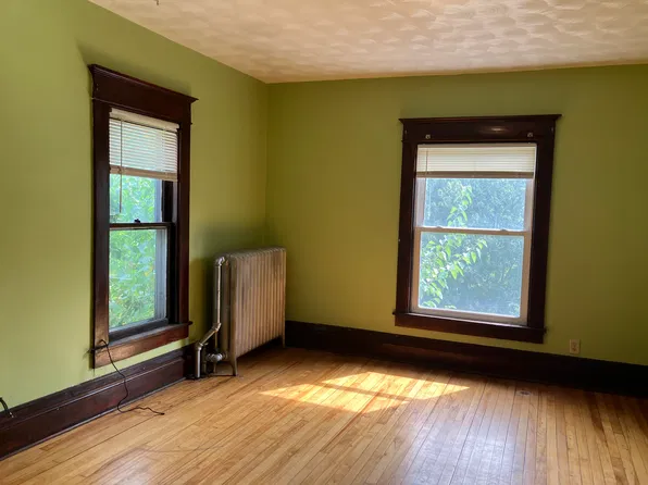 819 Aurora Ave #2, Saint Paul, MN 55104