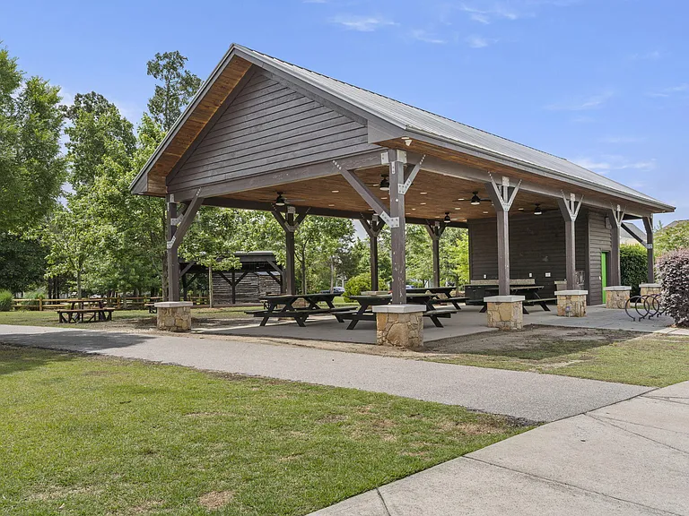 2081 Great Ridge Pkwy — Photo 36