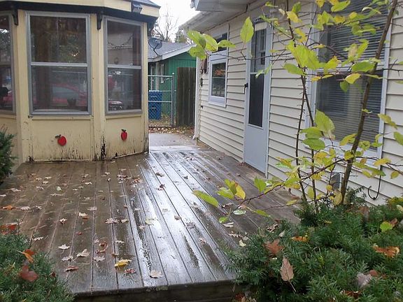 3rd image of 1156 Knollwood Dr