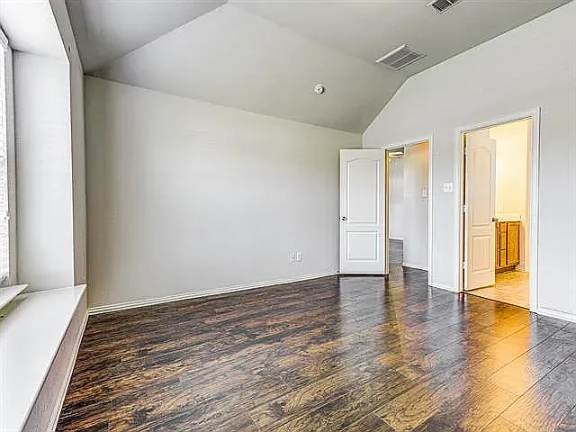2761 Cascade Cove Dr — Photo 6