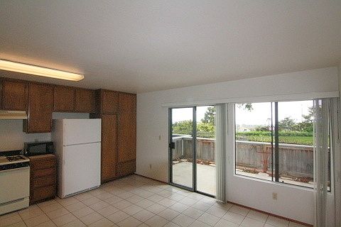 Nice sized Kitchen Nook