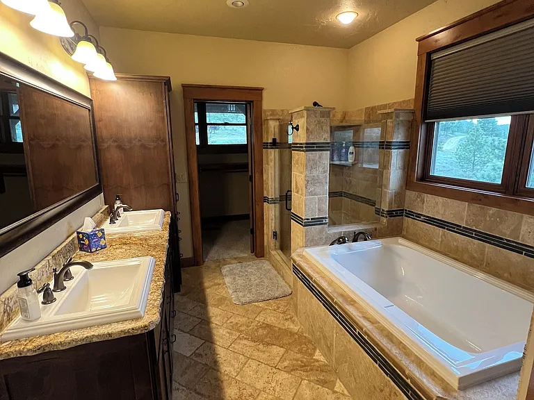 3811 Deer Park Dr — Photo 17