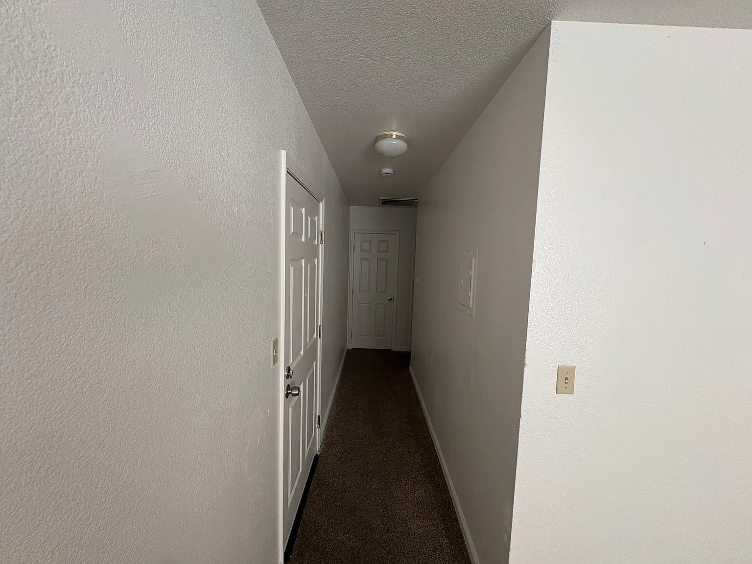 1 bed, 550 sqft, $1,150 — Photo 2