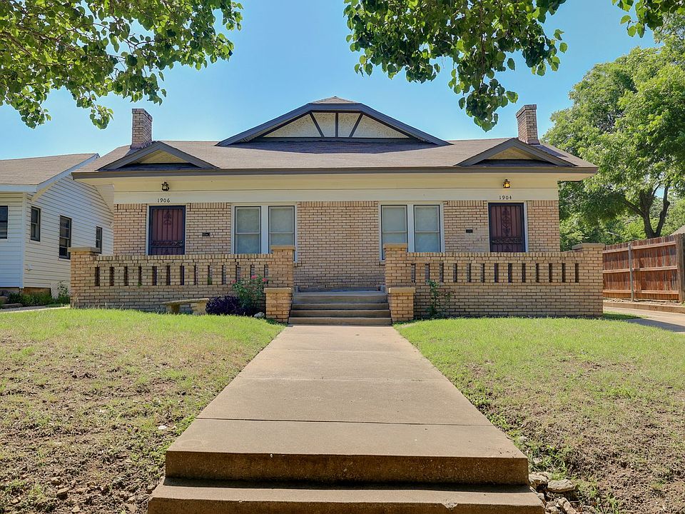 1st image of 1904 Clover Ln #1906