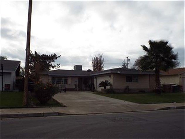 2nd image of 2701 Cambria Ave