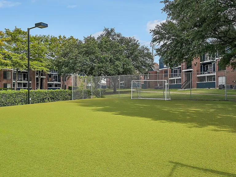Eastgrove Apartments