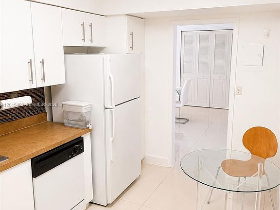 5th image of 9195 Collins Ave APT 1012