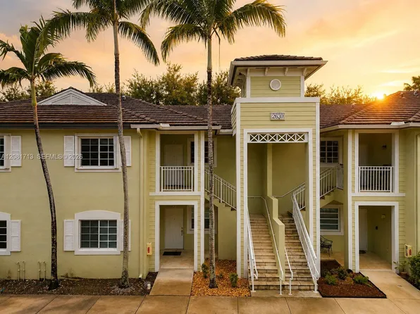 2630 NE 3rd Dr Unit 202, Homestead, FL 33033