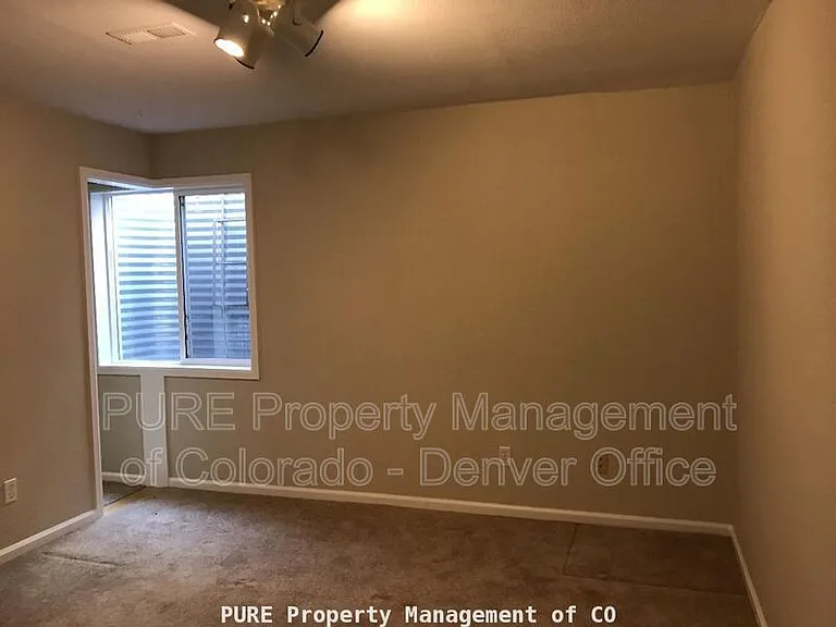 10263 Cedaridge Ct — Photo 14