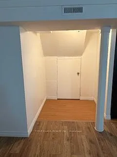 49 Longford Dr #BASEMENT — Photo 8