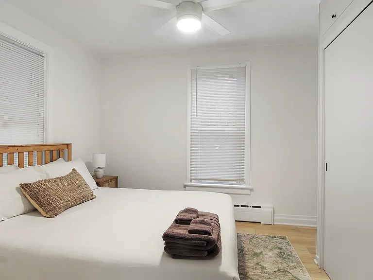 1516 Lee St — Photo 72