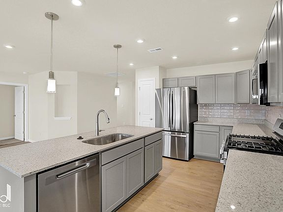 6th image of this home