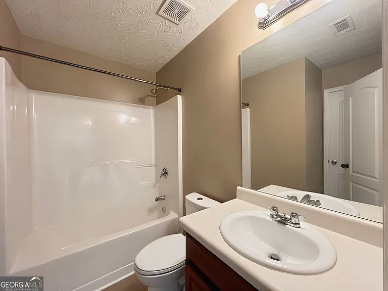 2751 Spence Ct — Photo 24