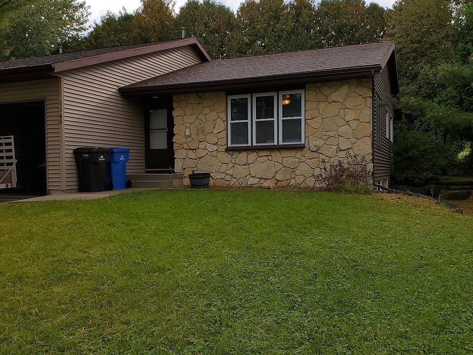 Front entry of unit