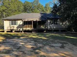 122 Hull Dr, Magee, MS 39111