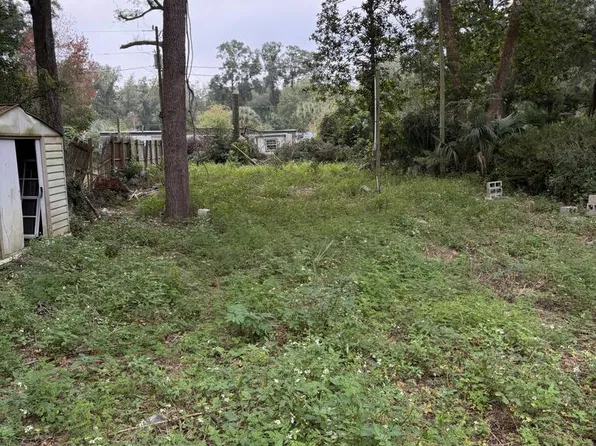 9290 NW 177th Ln, Fanning Springs, FL 32693