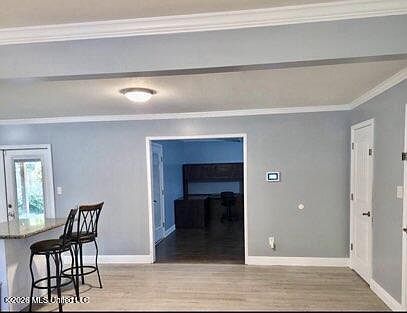 5th image of 104 Kathy St