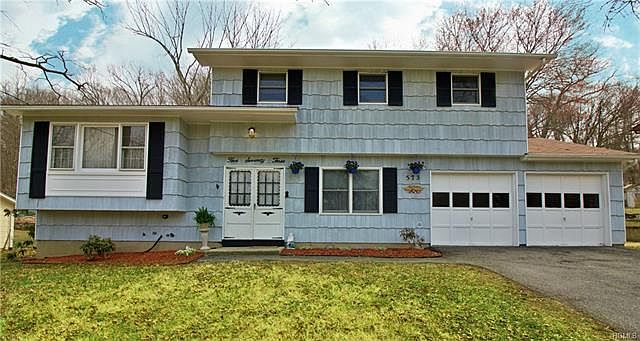 1st image of 573 W Brook Dr