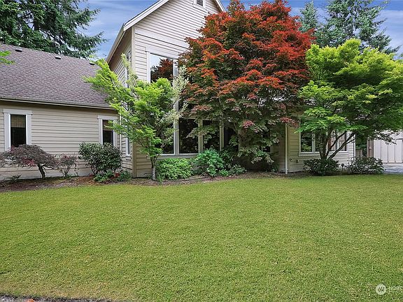 4th image of 5110 Bridlepath Drive NW
