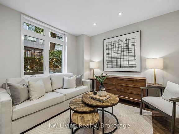 4th image of 87 Lillian St #3