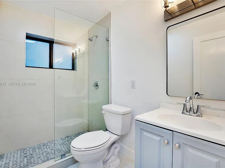 6566 SW 35th St — Photo 17