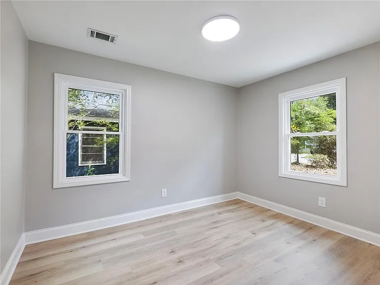 2862 Argyle Dr NW — Photo 15
