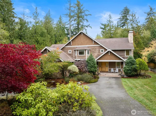 6465 Haley Loop NE, Bainbridge Island, WA 98110