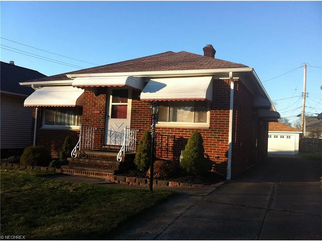 8408 Ackley Rd photo 1