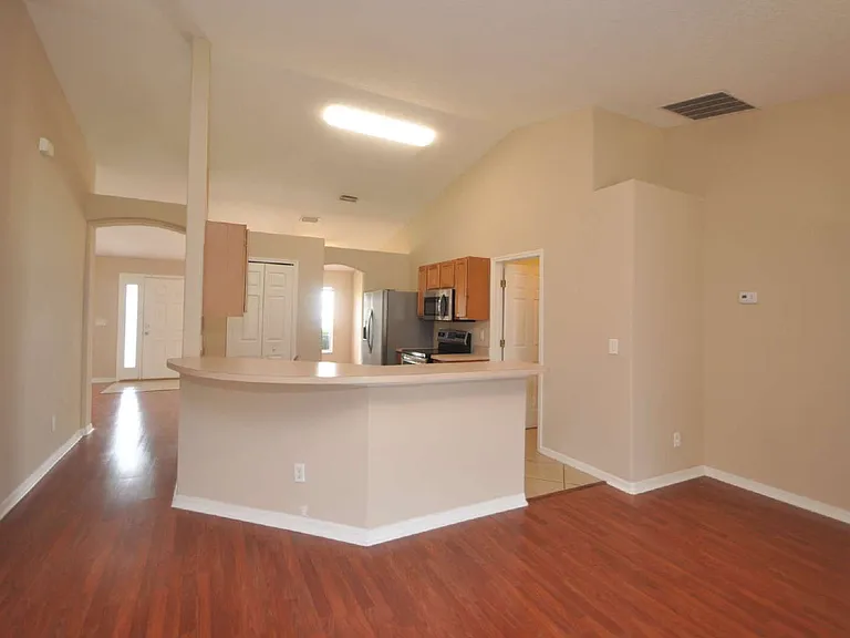 37 Louisburg Ln — Photo 6