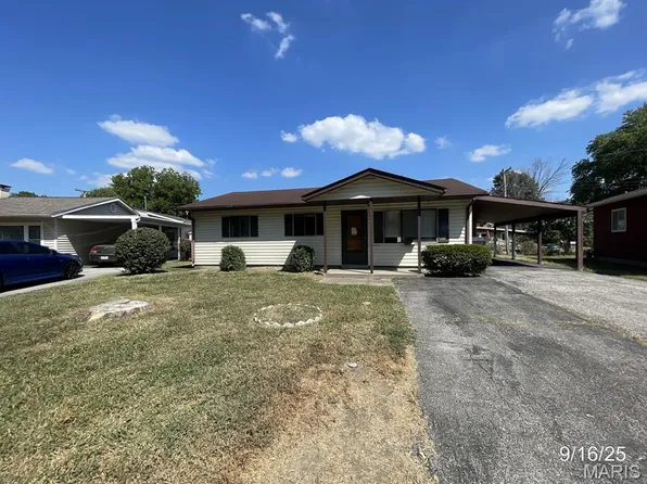 1108 N 39th St, Belleville, IL 62226