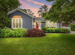 127 Howland Rd, Fairhaven, MA 02719