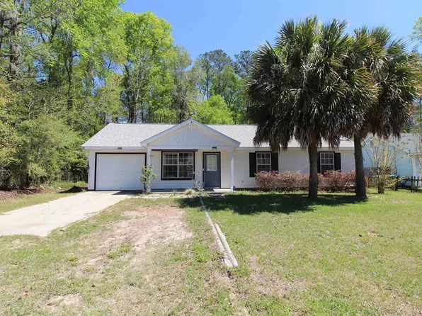 33 Paulette Dr, Crawfordville, FL 32327