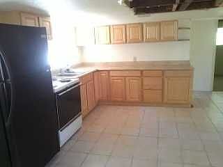 5th image of 1416 Flower Ave