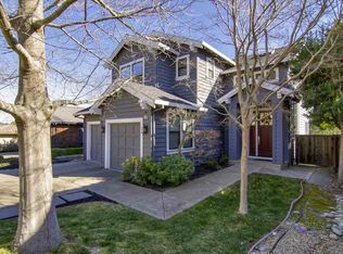 85 Oak Rd, Orinda, CA 94563