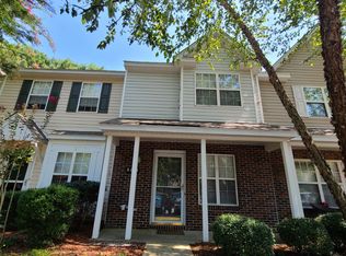 8164 Christmas Ct, Charlotte, NC 28216