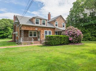 103 Montauk Hwy, Quogue, NY 11959