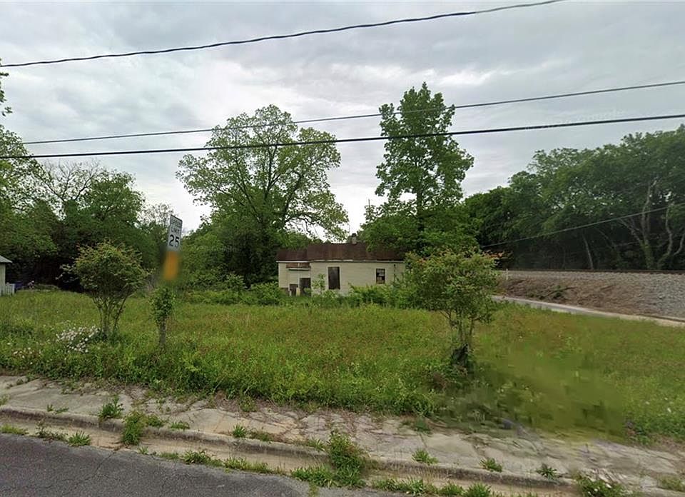 2nd image of 1472 Jackson St #8-9