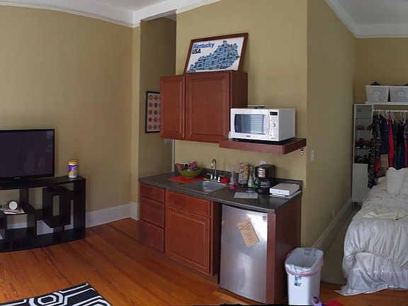 2nd image of 11 W Park Ave #A
