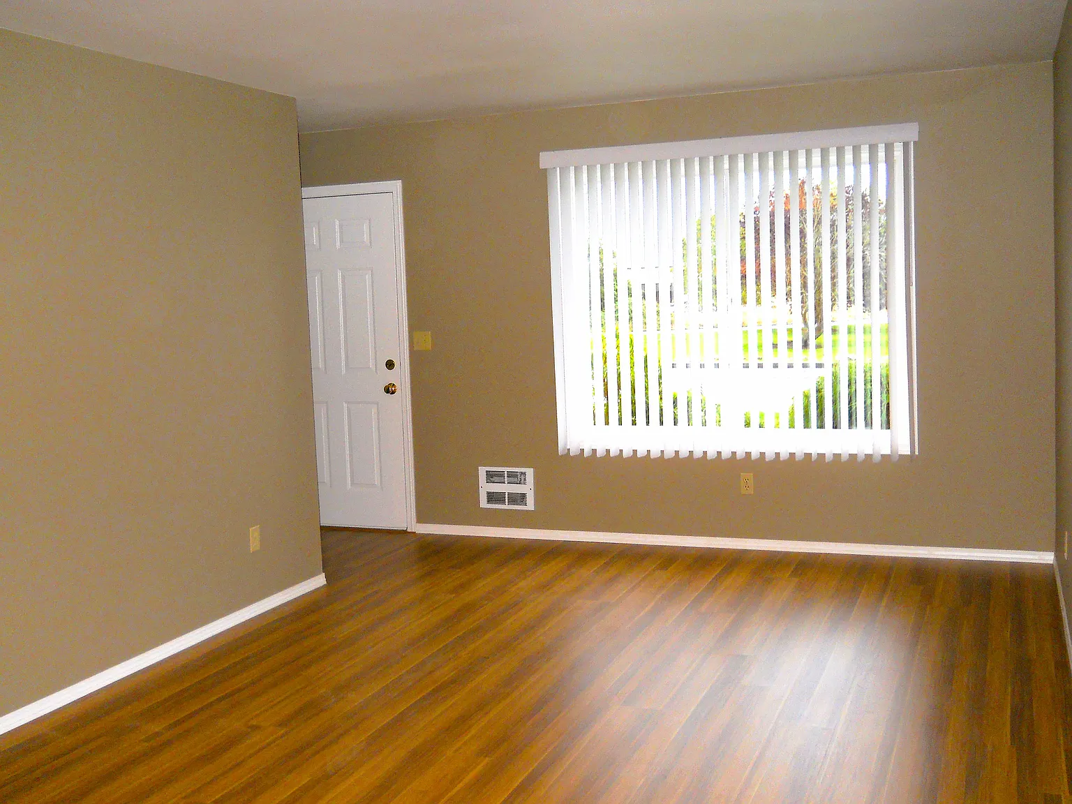 2100 Woburn Street — Photo 3